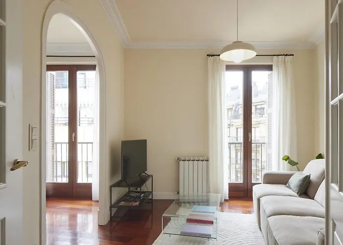 Apartment Zinema - Basque San Sebastian